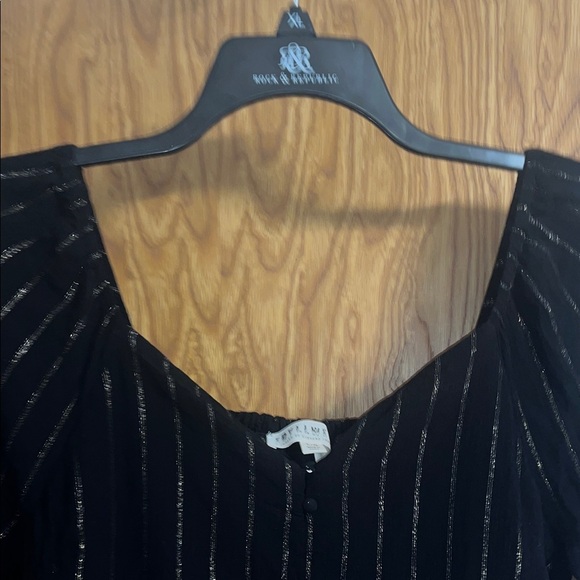 Idyllwind size Large Black Striped w/ Gold Women's Top - Picture 5 of 10